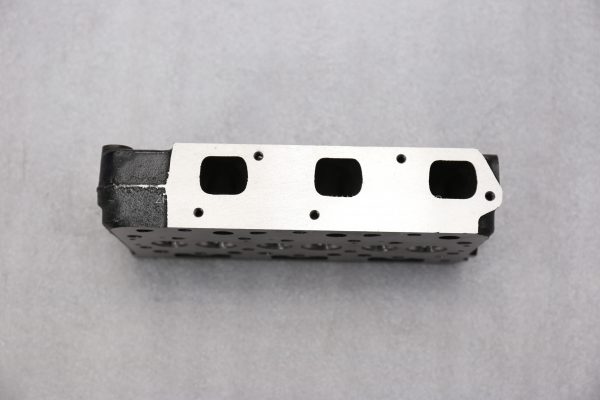 D782 CYLINDER HEAD FOR KUBOTA