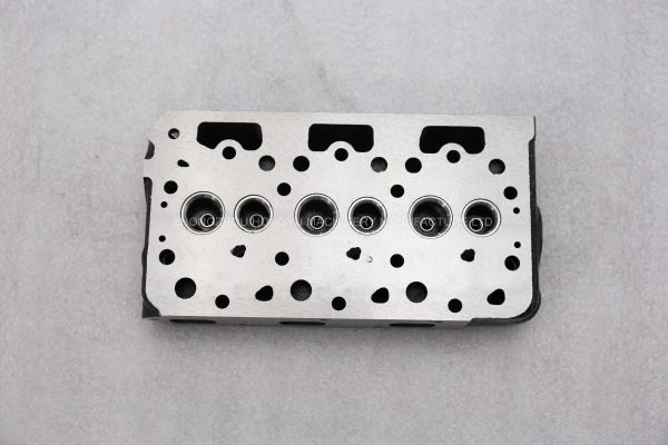 D722 CYLINDER HEAD FOR KUBOTA