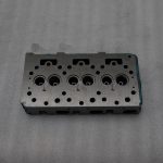 D950 CYLINDER HEAD